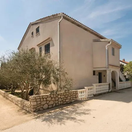 Two-bedroom In * Mandre